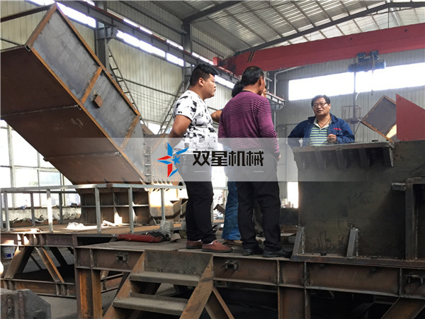 客户参观蜜桃视频APP色版下载设备